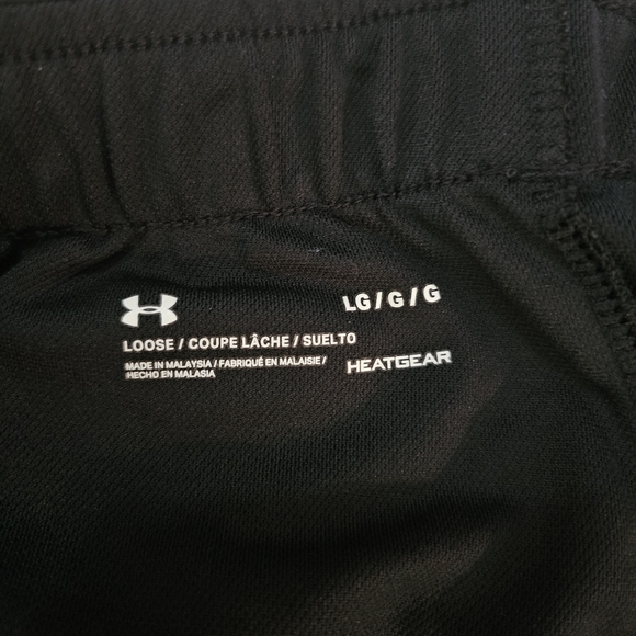 Under Armour Women's Black and Pink Tennis Shorts Large - Picture 2 of 9